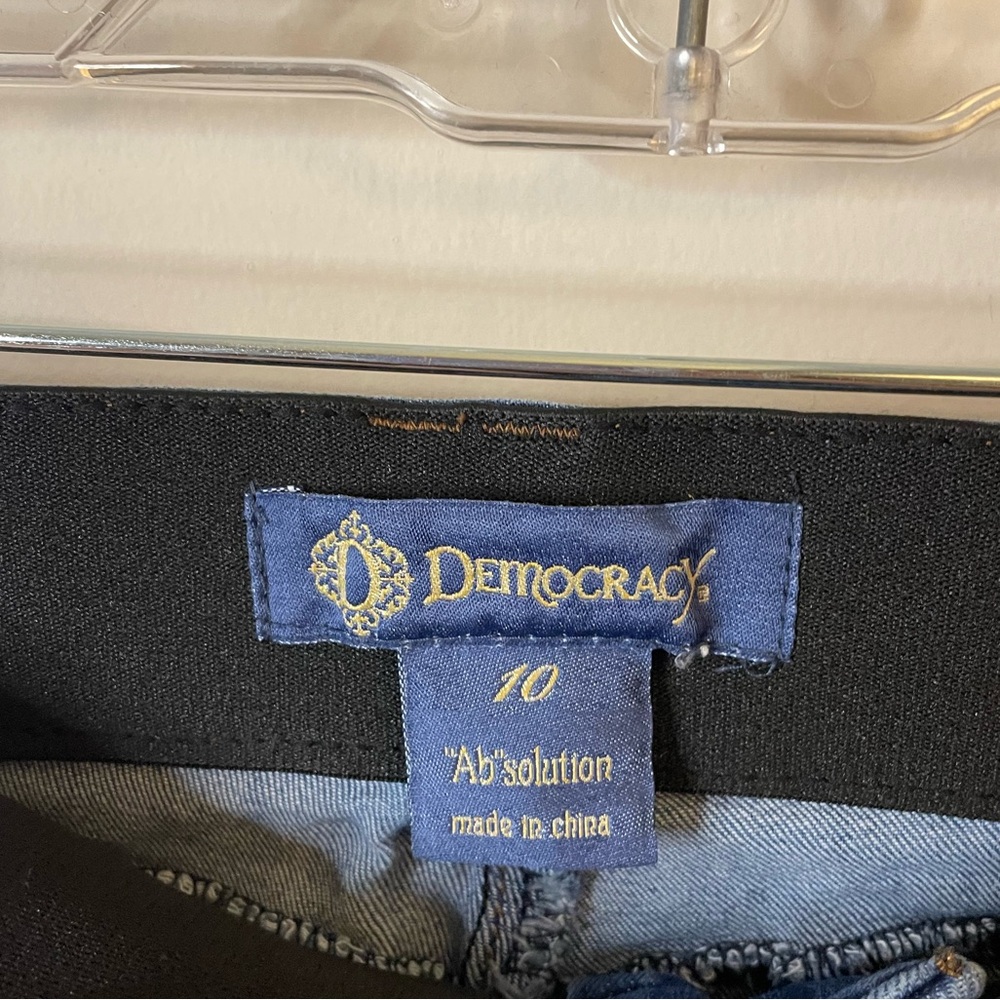 Democracy Jeans Kathryn “Ab”Solution Itty Bitty Bootcut Jean - Picture 2 of 9